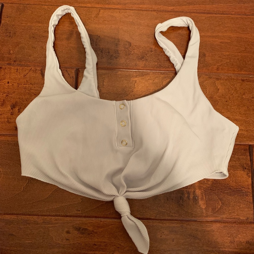 Beach Bunny Swimwear Top
